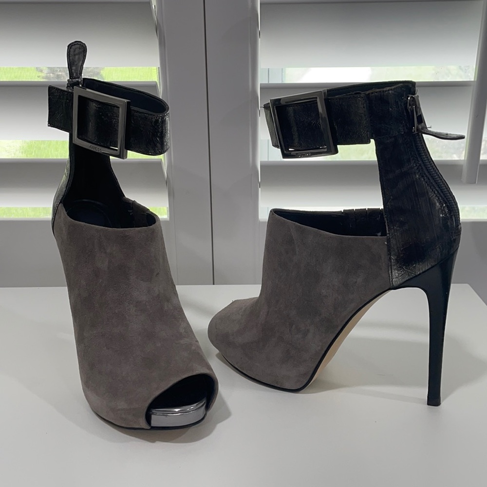 Guess heels size 6 1/2